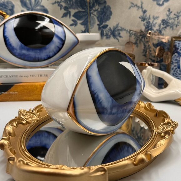 🆕 THE PROCURESS COLLECTION 🧿 All-Seeing Eye Paperweight - Decor - Blue & Gold - Picture 3 of 14